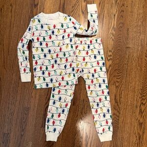 Hanna Andersson christmas lights Festive Pajamas Set